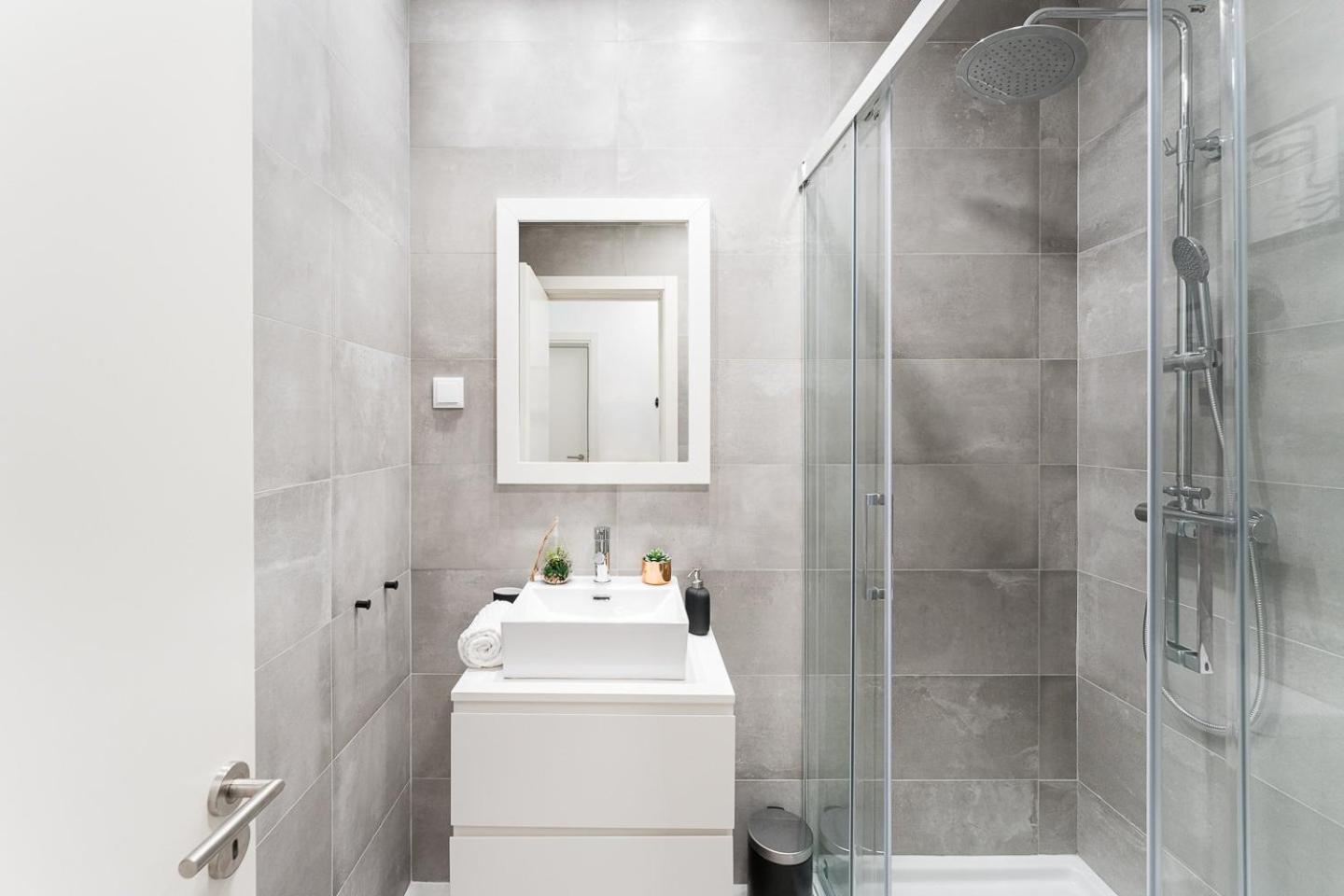 Guestready - Contemporary Studio In Porto Exterior photo